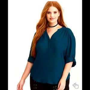 TORRID HARPER - TEAL GEORGETTE PULLOVER BLOUSE